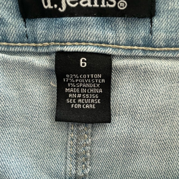 d. jeans Light Wash Button-Front Midi Denim Skirt - Picture 5 of 6